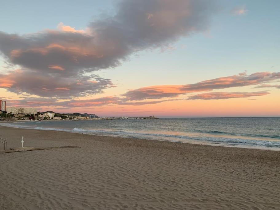 Preciosa Casa En Vilajoyosa Con Vistas Al Mar En Las Casas Colgantes Del Casco Antiguo فيياخويوسا المظهر الخارجي الصورة